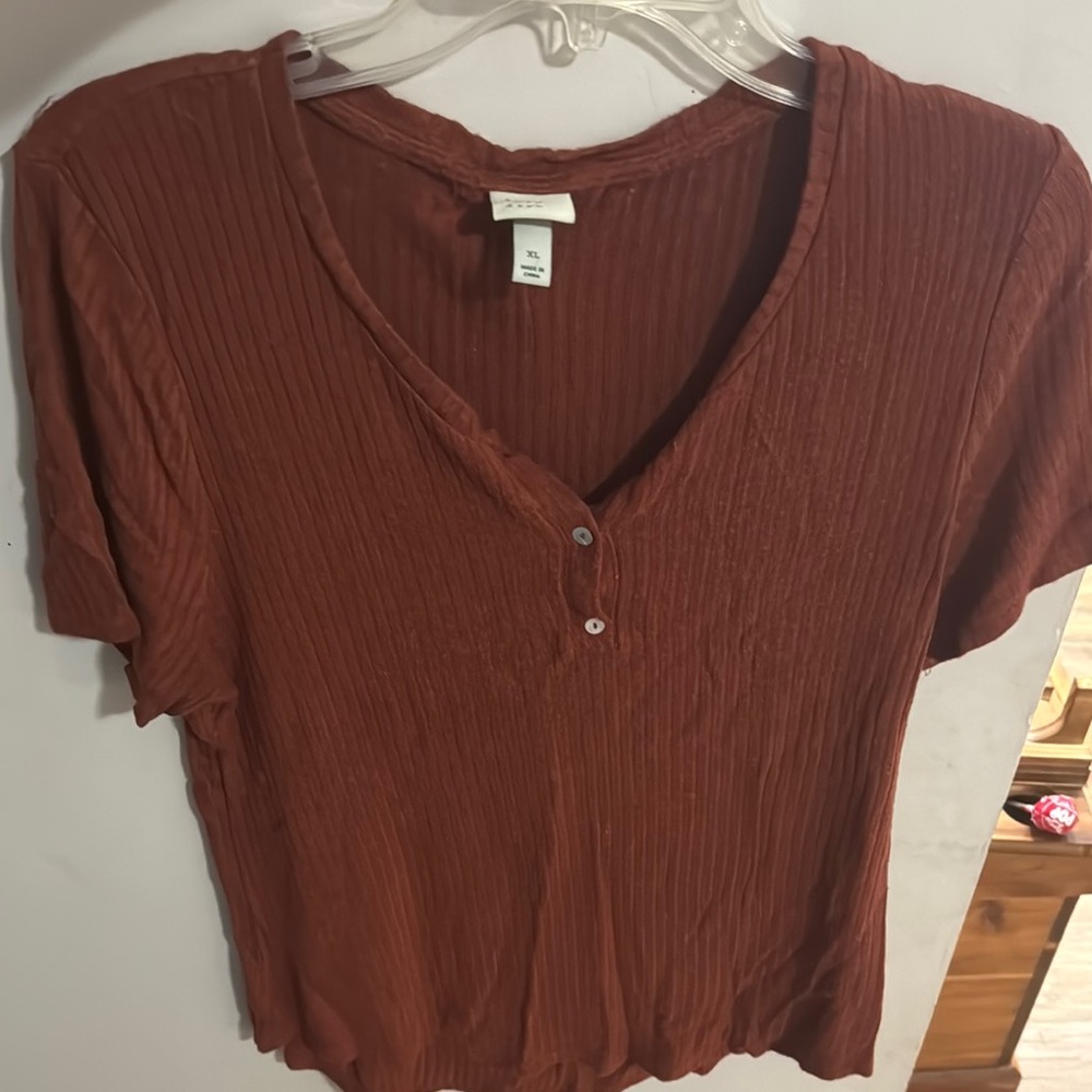Women's Rust Top